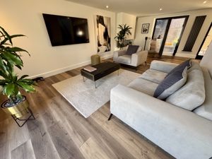 Open Plan Living - click for photo gallery